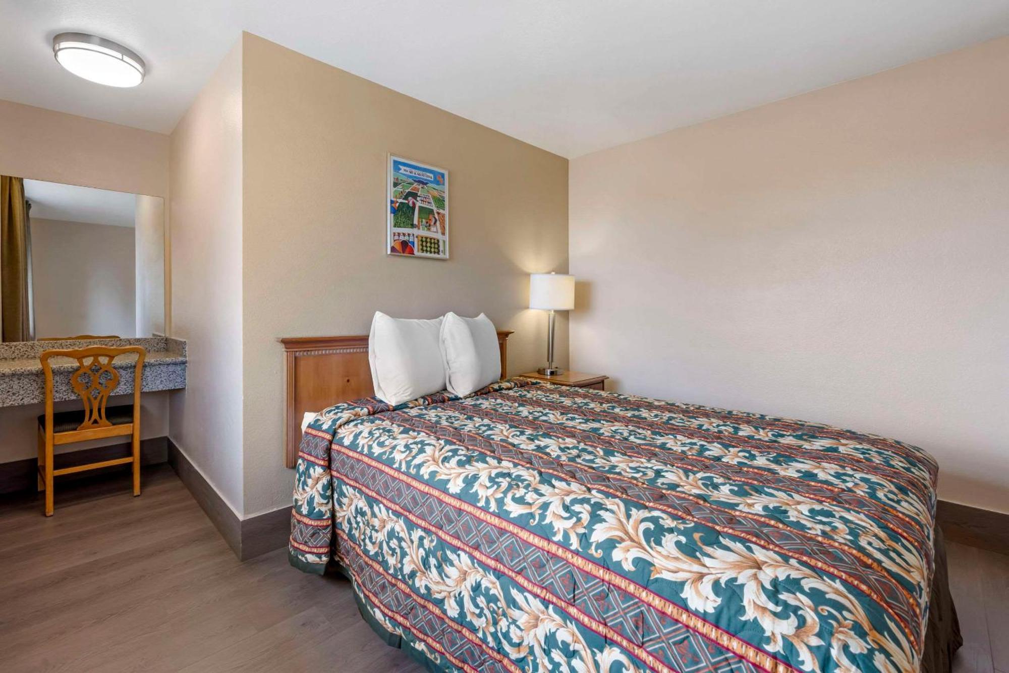 Rodeway Inn Albany Buitenkant foto